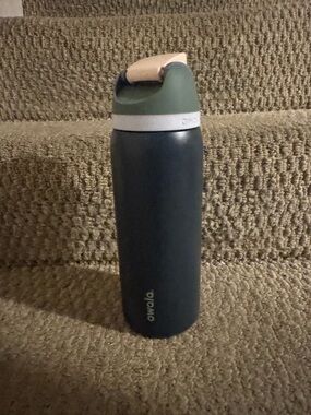 Owala Insulated Water Bottle - Dark Blue with Green & Pink Lid